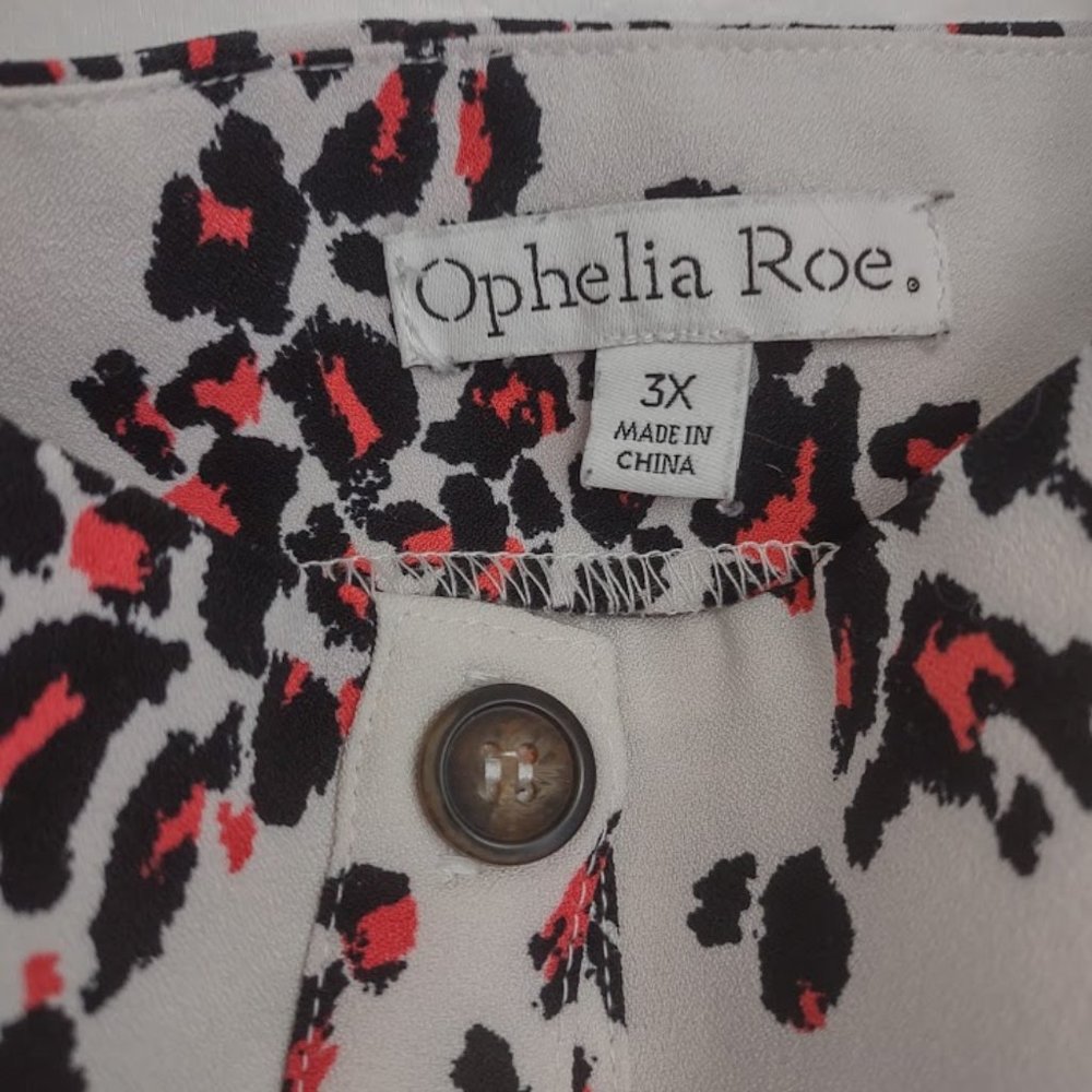 Ophelia Roe, 3x, White with Cheetah print